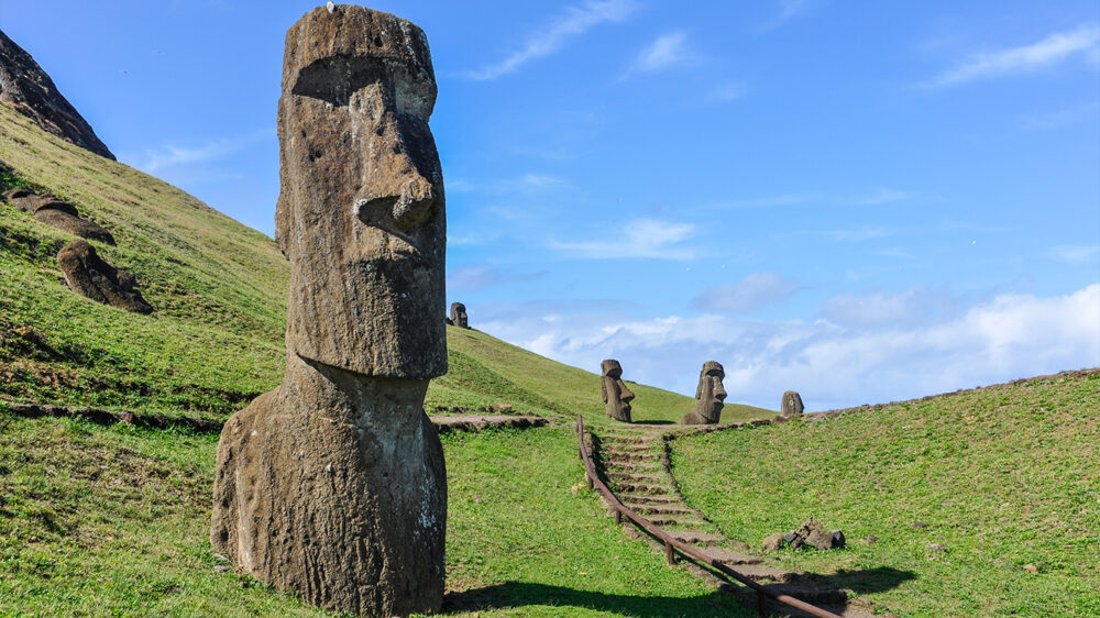 Easter-Island-Featured-Image